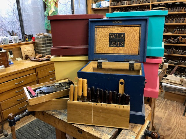 Bill Anderson portable dovetail tool chest woodworking class