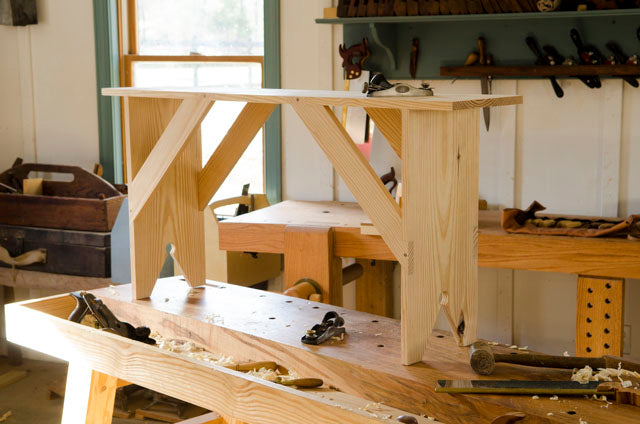 Joshua Farnsworth building a shaker bench for woodworking plans