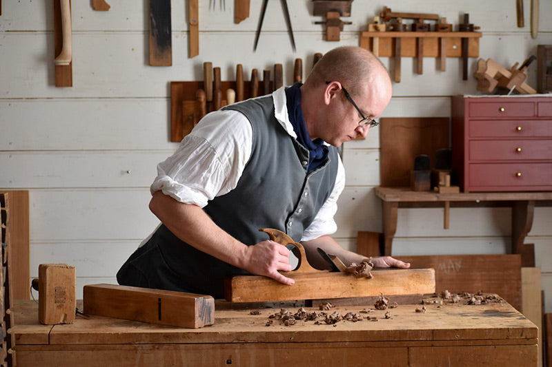 Woodworking Class: 18th Century Colonial Pipe Box Entirely by Hand wit ...