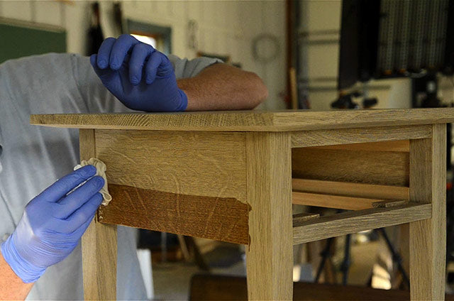 adding finish to a Shaker end table in figured white oak with ammonia fuming for woodworking plans